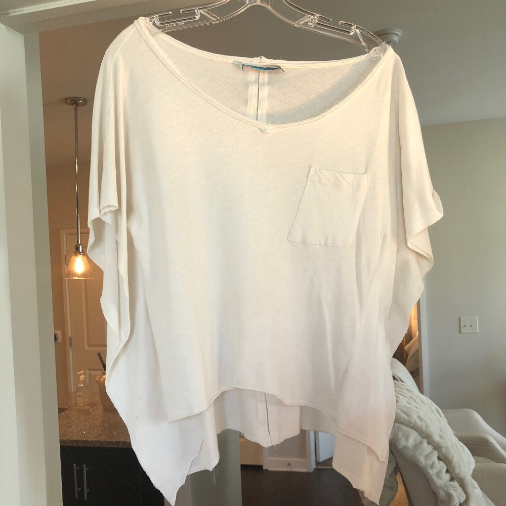 ALICE + OLIVIA beige tee